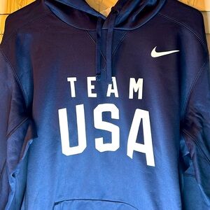 Nike team USA Therma-Fit Hoodie new with tags.